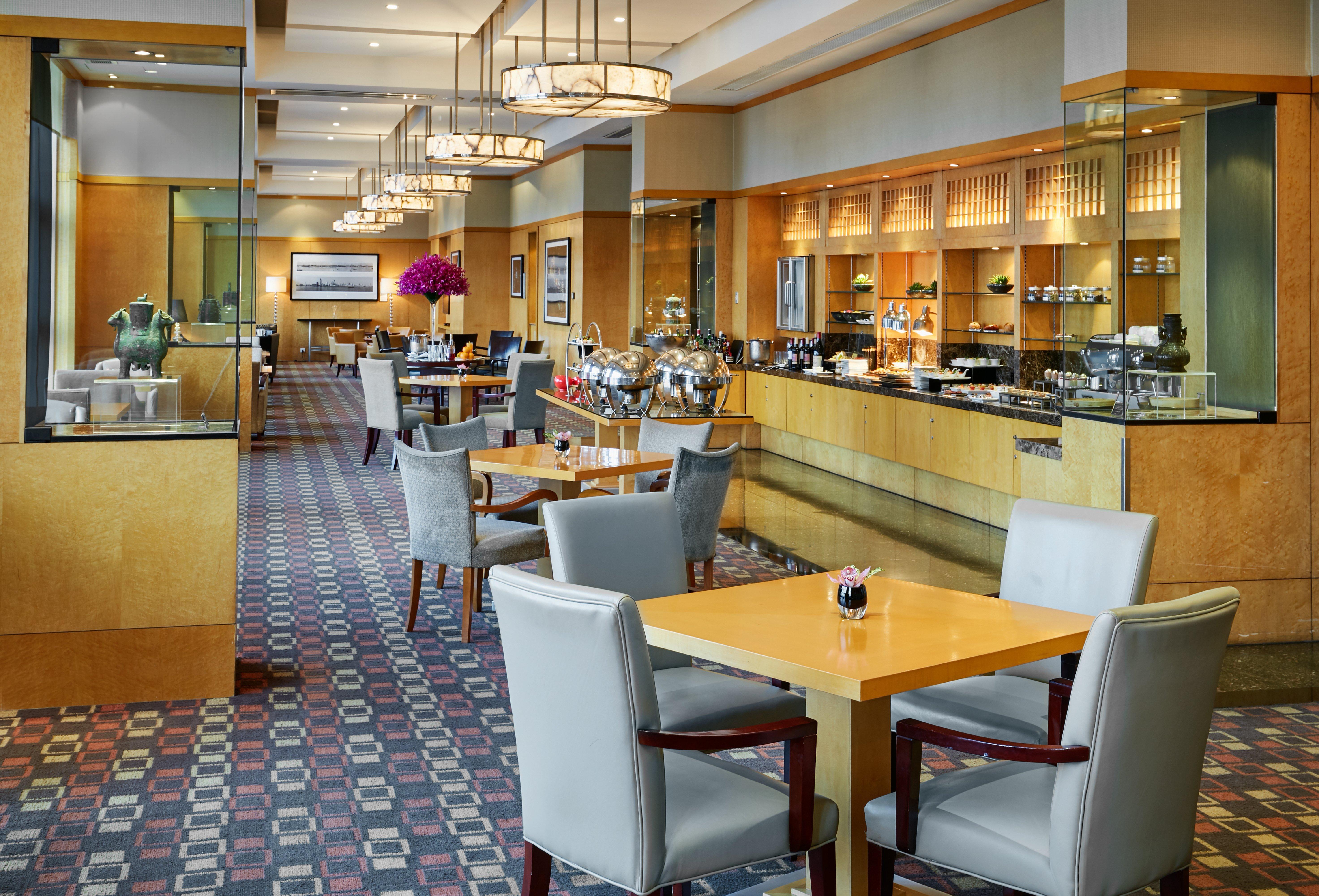 Intercontinental Shanghai Pudong By Ihg Exterior photo