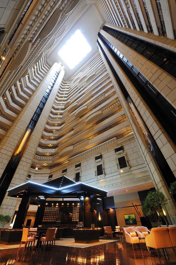 Intercontinental Shanghai Pudong By Ihg Exterior photo