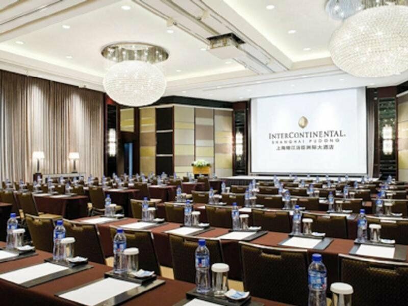 Intercontinental Shanghai Pudong By Ihg Exterior photo